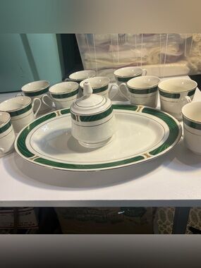 Majesty Fine China 10 Cups, Sugar Bowl & Serving Tray Green W Gold Etching Trim